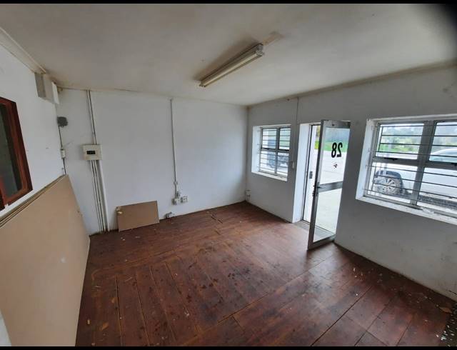 135M² WAREHOUSE TO LET IN PAROW EAST